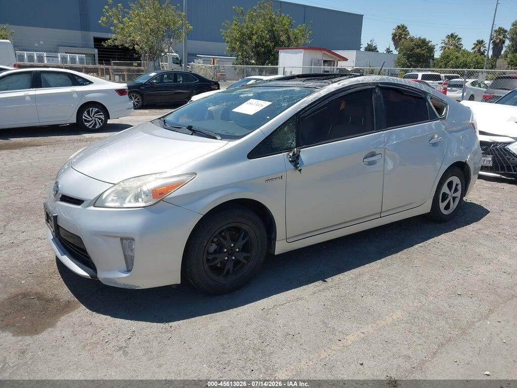 JTDKN3DU5D1684875 2013 TOYOTA PRIUS photo no. 2