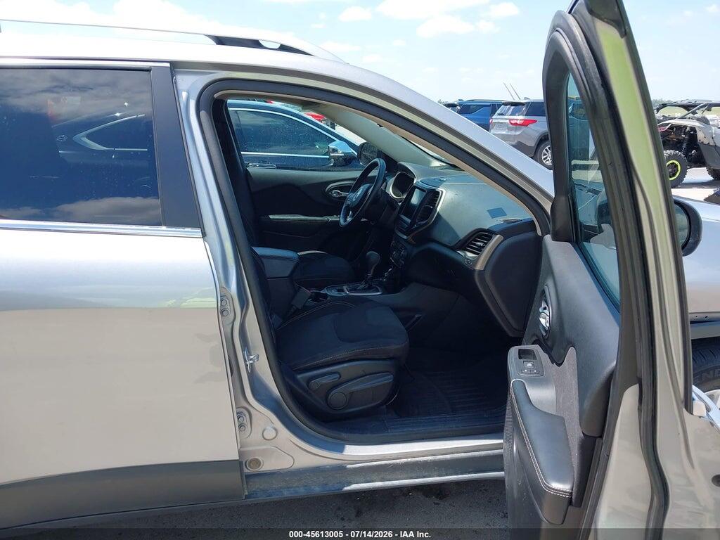 1C4PJMCS0GW373529 2016 JEEP CHEROKEE photo no. 5