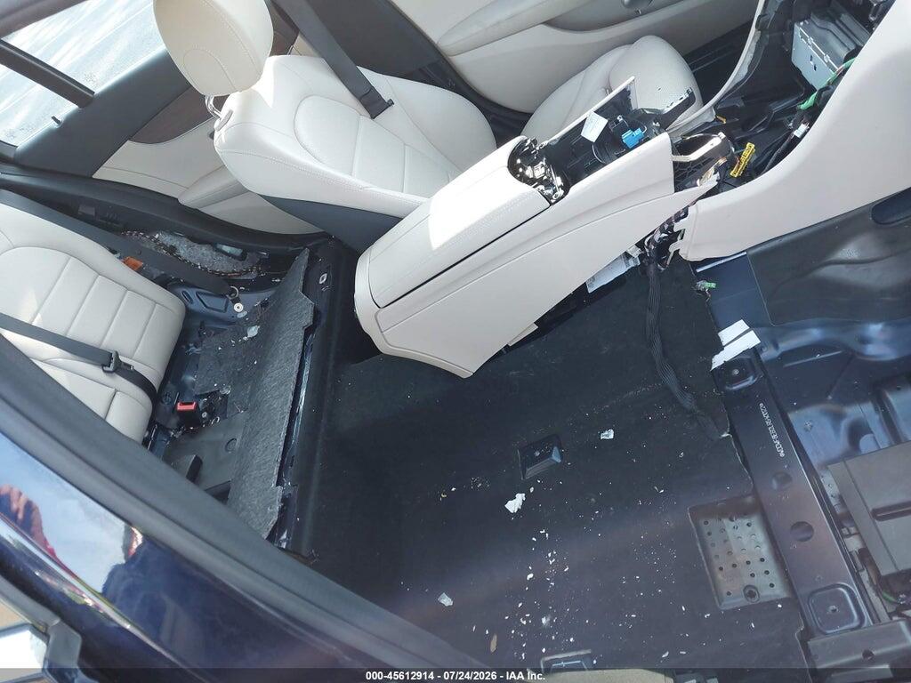 WDDWF8EB2LR540022 2020 MERCEDES-BENZ C 300 photo no. 6