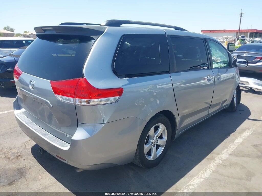 5TDKK3DC8ES409716 2014 TOYOTA SIENNA photo no. 4