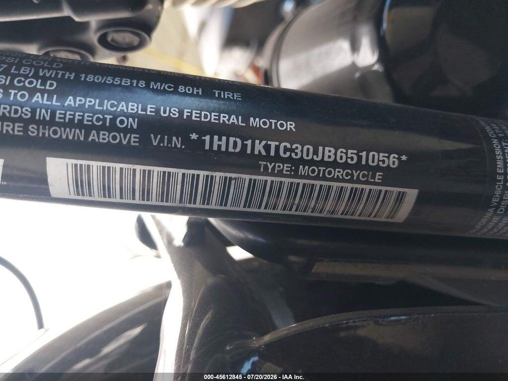 1HD1KTC30JB651056 2018 HARLEY-DAVIDSON FLTRXS photo no. 10