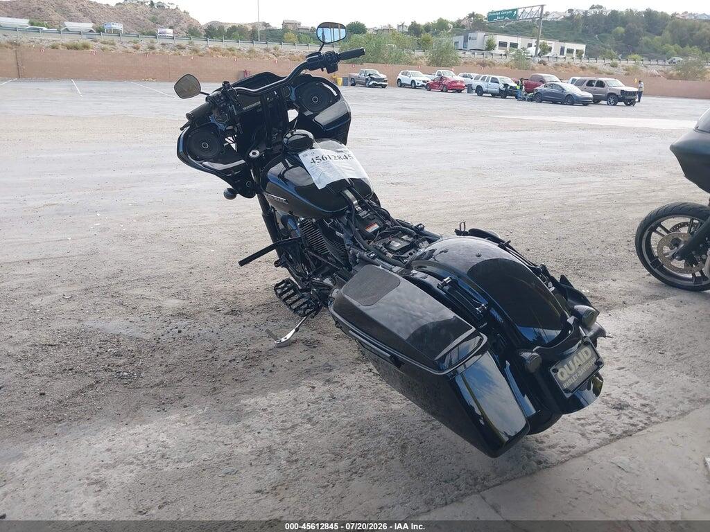 1HD1KTC30JB651056 2018 HARLEY-DAVIDSON FLTRXS photo no. 3