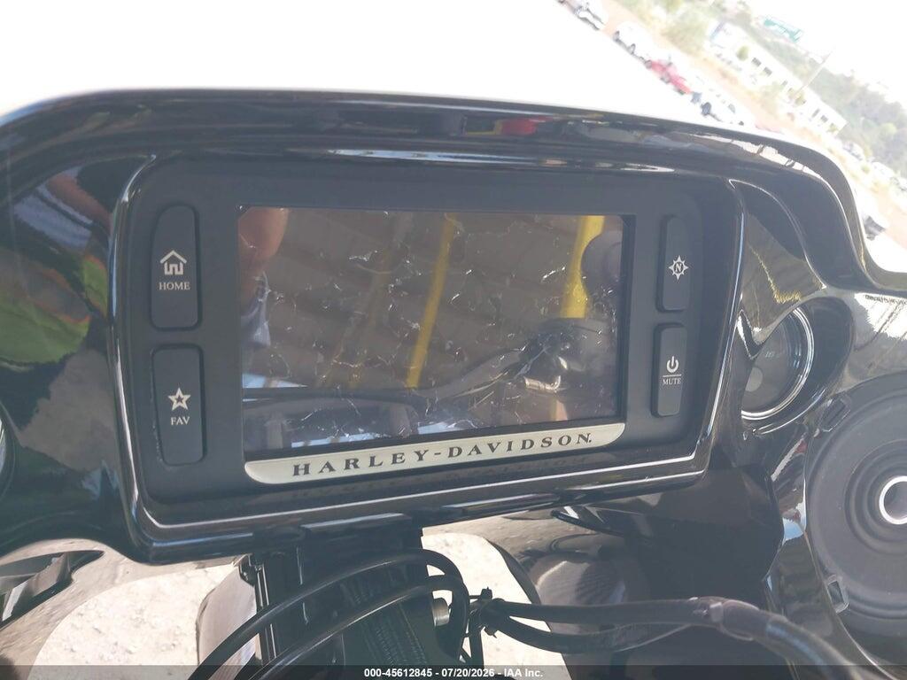 1HD1KTC30JB651056 2018 HARLEY-DAVIDSON FLTRXS photo no. 7