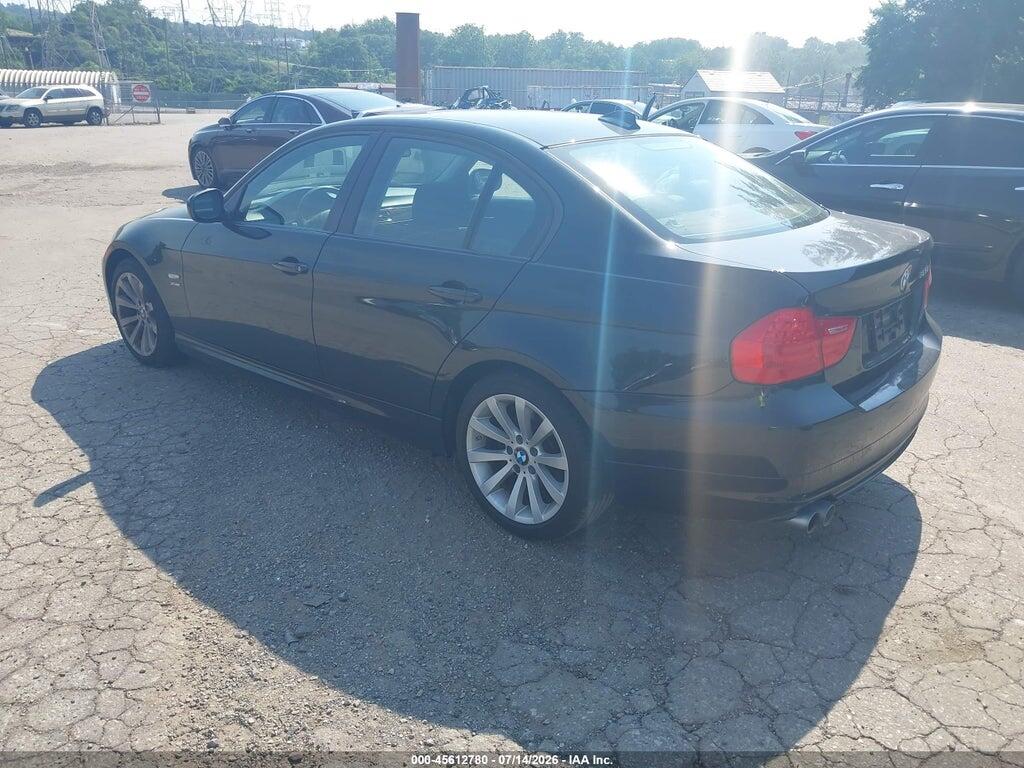 WBAPK7C59BA971310 2011 BMW 328I photo no. 3