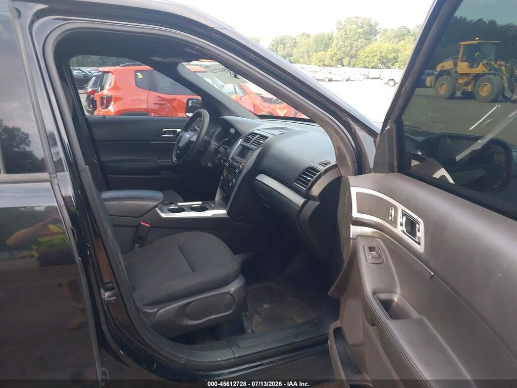1FM5K8AR0JGB93170 2018 FORD POLICE INTERCEPTOR UTILITY photo no. 5