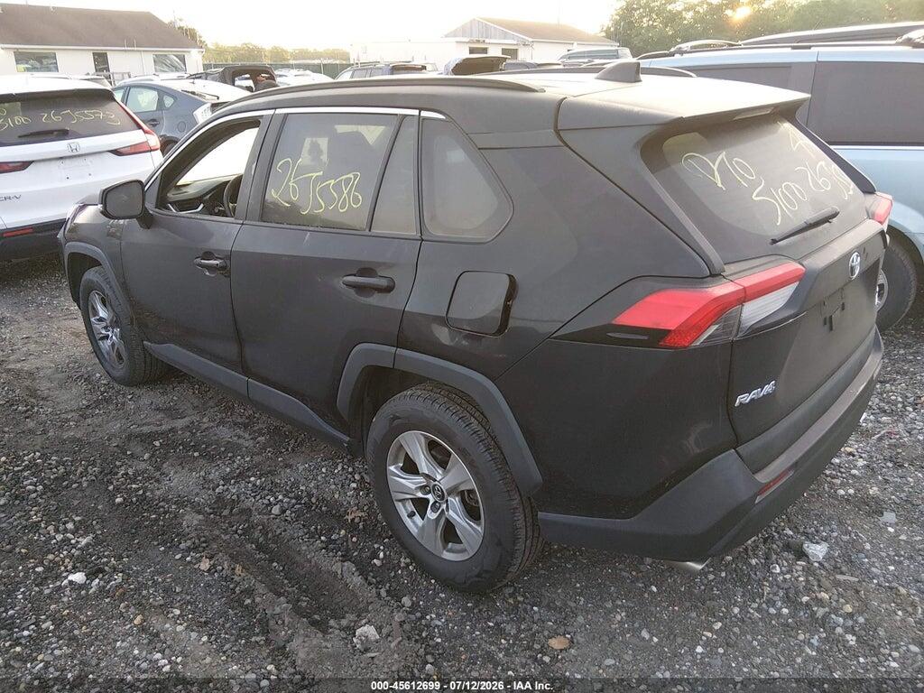 2T3P1RFV9KC002770 2019 TOYOTA RAV4 photo no. 3