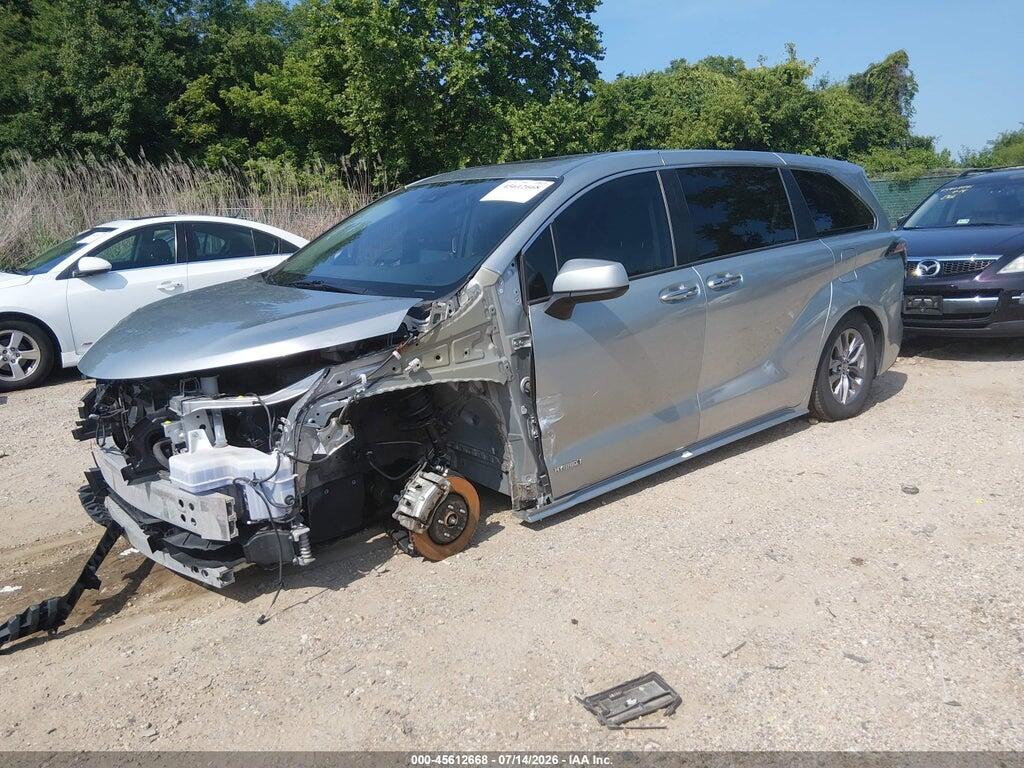 5TDYSKFCXMS001329 2021 TOYOTA SIENNA photo no. 2