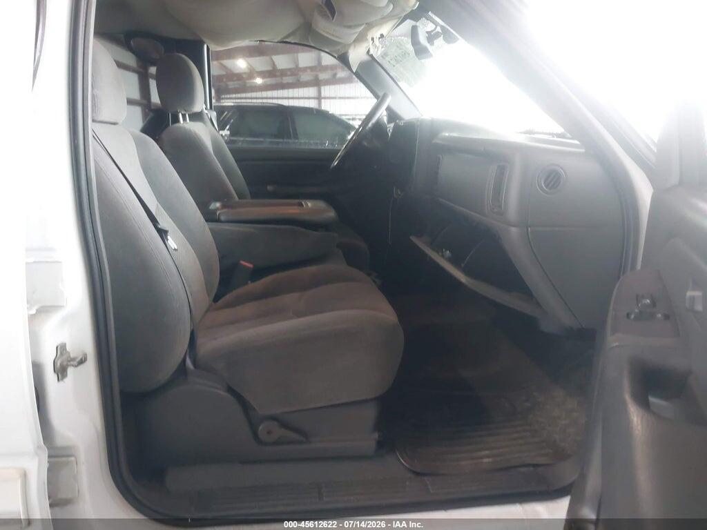 2GCEK13T061101435 2006 CHEVROLET SILVERADO 1500 photo no. 5