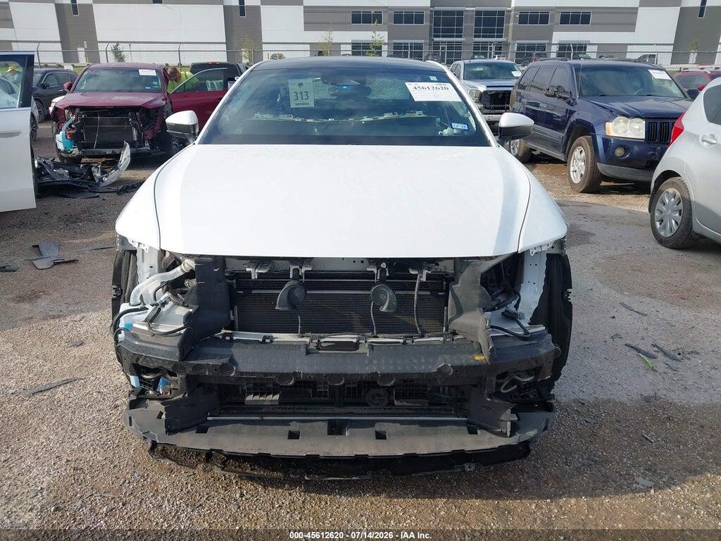 JTDAAAAF2R3021776 2024 TOYOTA CROWN photo no. 12
