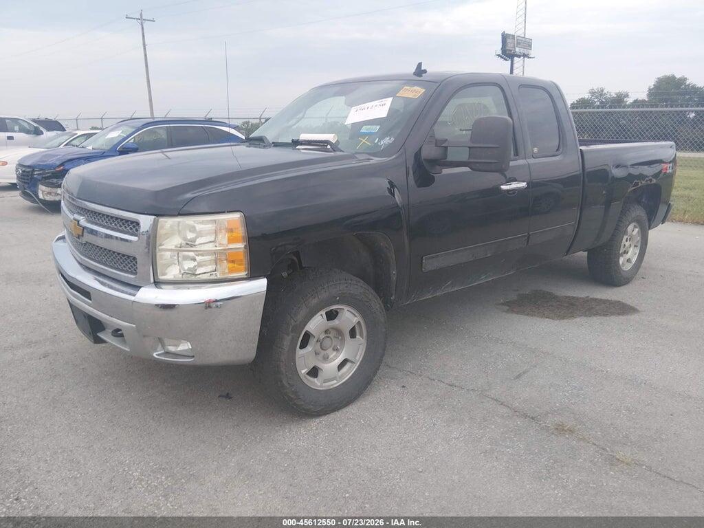 1GCRKSE77DZ413943 2013 CHEVROLET SILVERADO 1500 photo no. 2