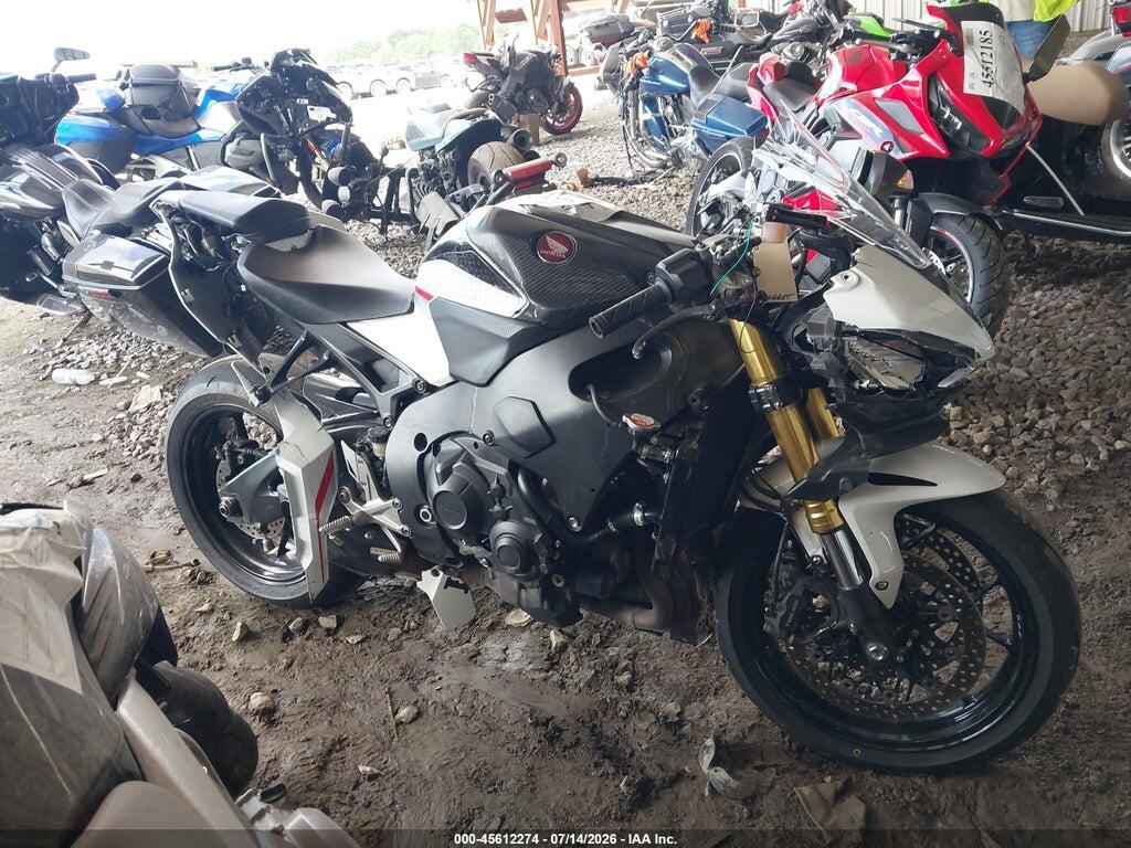 JH2SC7718SK800115 2025 HONDA CBR1000 photo no. 12