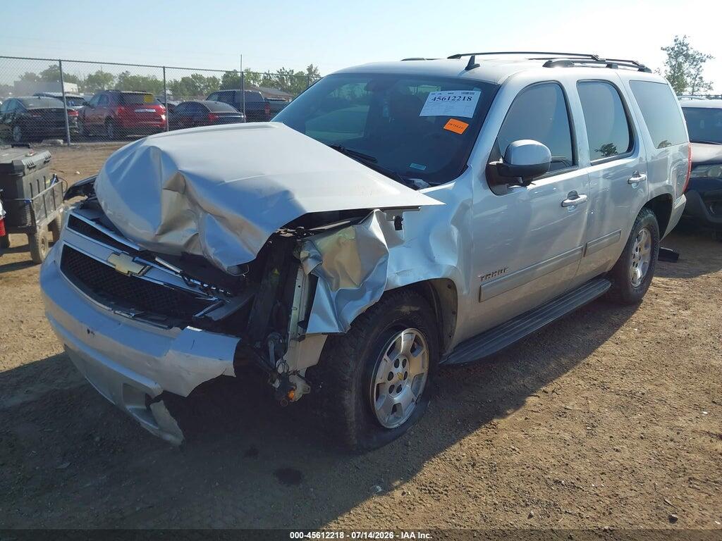 1GNSCAE05BR360837 2011 CHEVROLET TAHOE photo no. 2