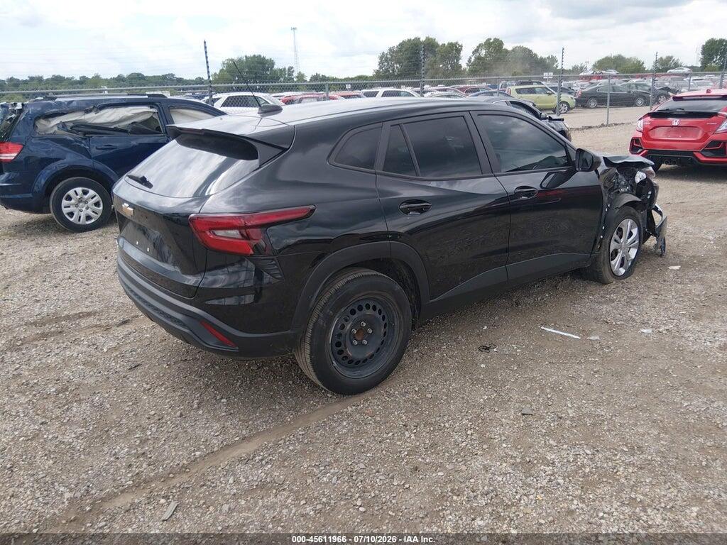 KL77LFE20RC033866 2024 CHEVROLET TRAX photo no. 4