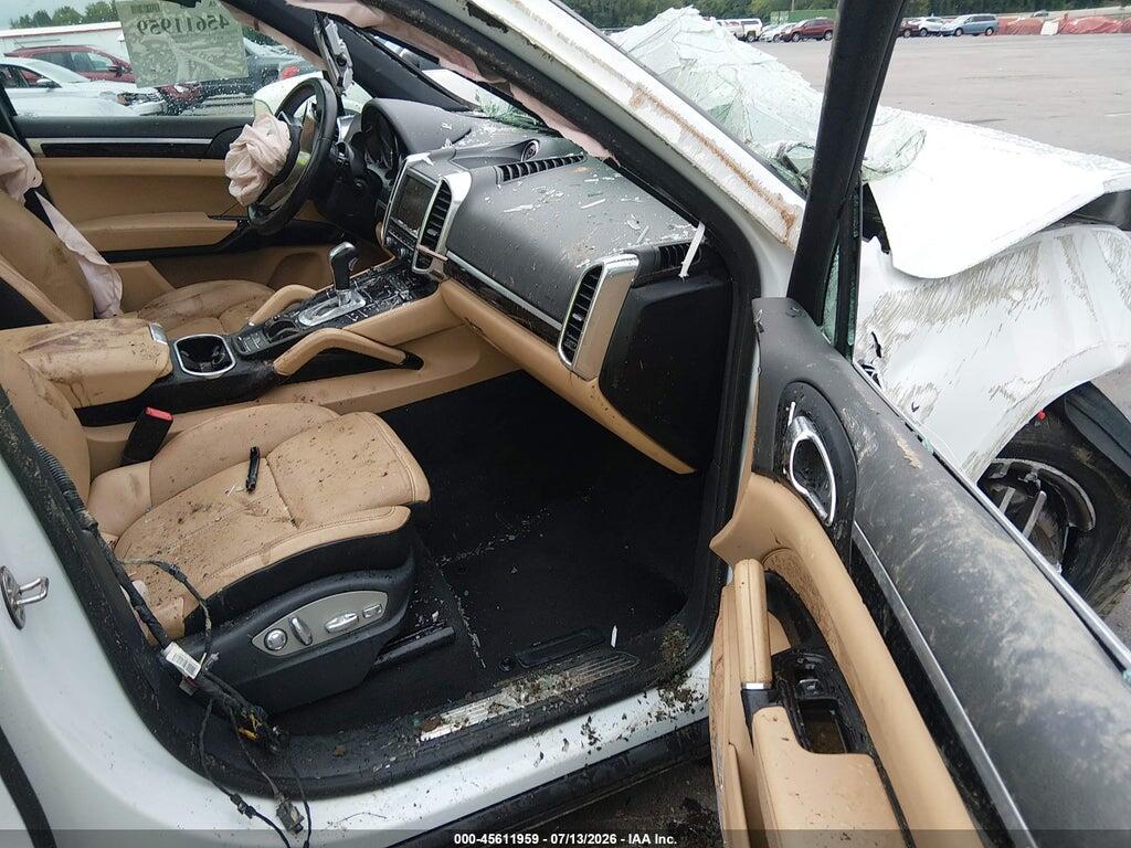 WP1AA2A22GLA04846 2016 PORSCHE CAYENNE photo no. 5
