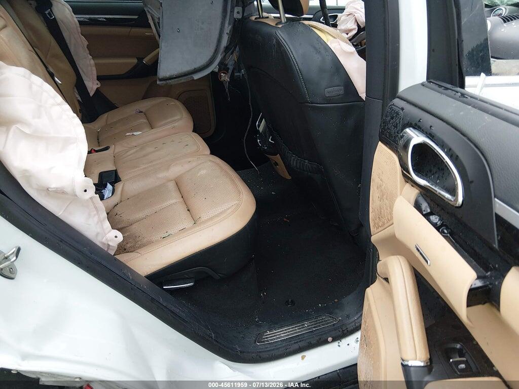WP1AA2A22GLA04846 2016 PORSCHE CAYENNE photo no. 8