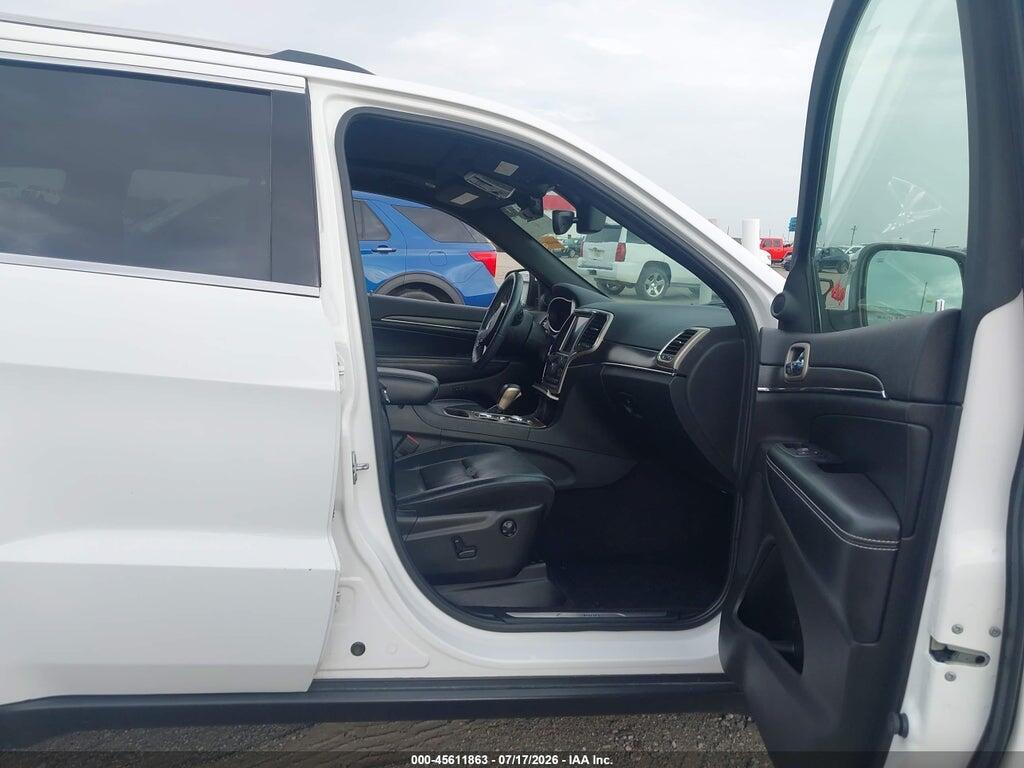 1C4RJEBG6HC867988 2017 JEEP GRAND CHEROKEE photo no. 5