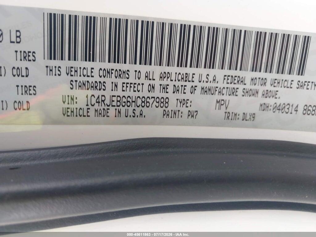 1C4RJEBG6HC867988 2017 JEEP GRAND CHEROKEE photo no. 9