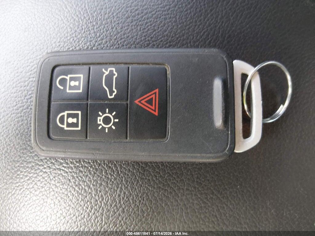 YV140MTL7J2462666 2018 VOLVO S60 photo no. 11