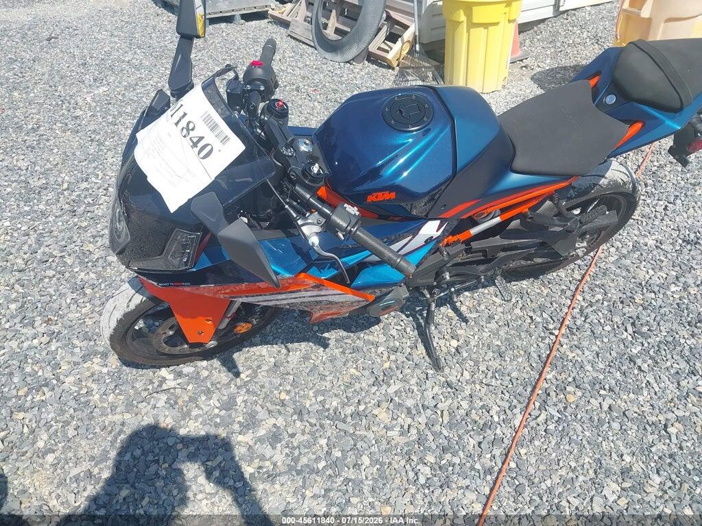 MD2JYJ404RN210317 2024 KTM 390 photo no. 2