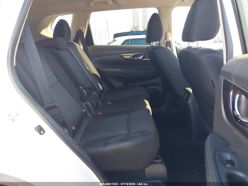 KNMAT2MV5HP593449 2017 NISSAN ROGUE photo no. 8
