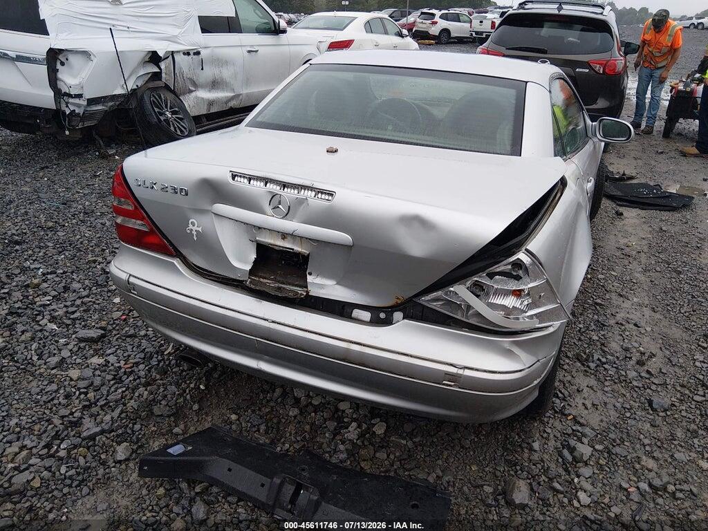 WDBKK49F84F298140 2004 MERCEDES-BENZ SLK 230 photo no. 6
