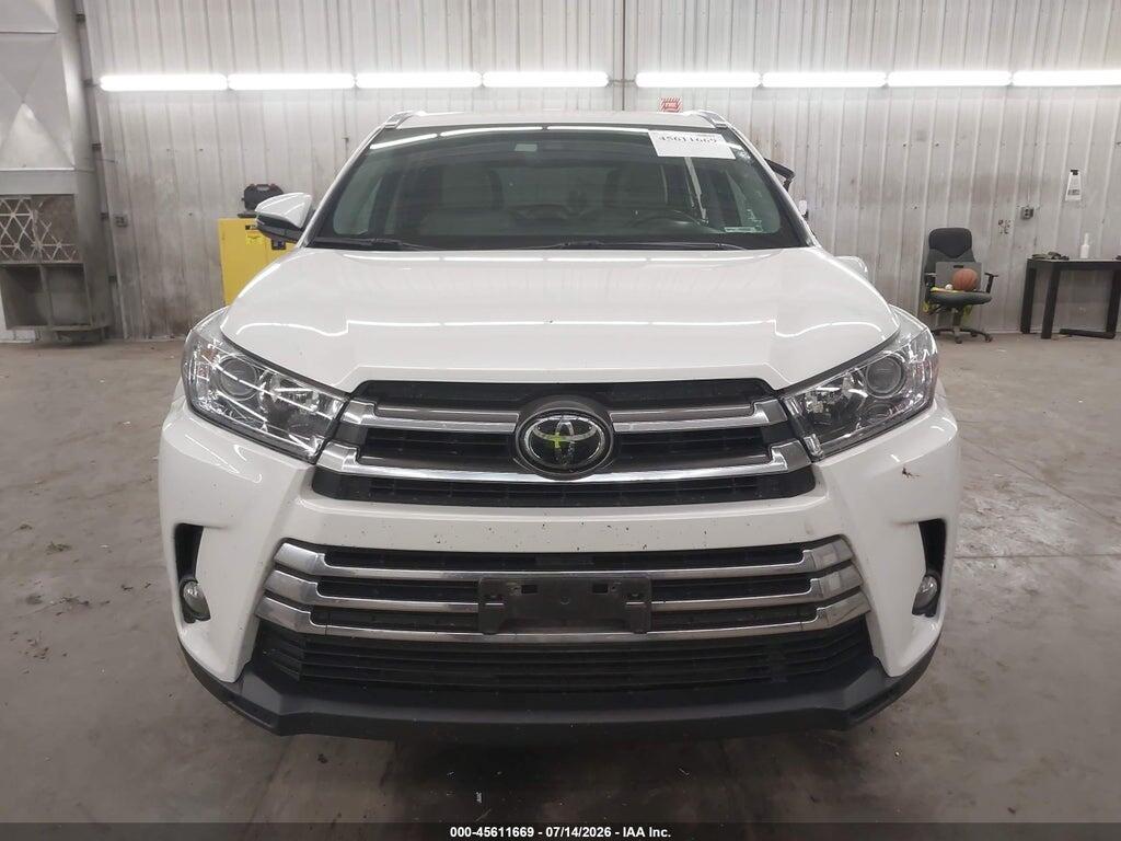 5TDDZRFH6HS420167 2017 TOYOTA HIGHLANDER photo no. 12