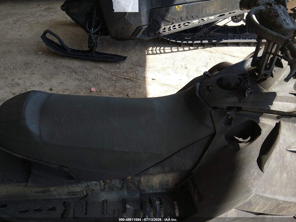 2BPSCJ7B17V000982 2008 SKI-DOO SUMMIT 800 photo no. 5