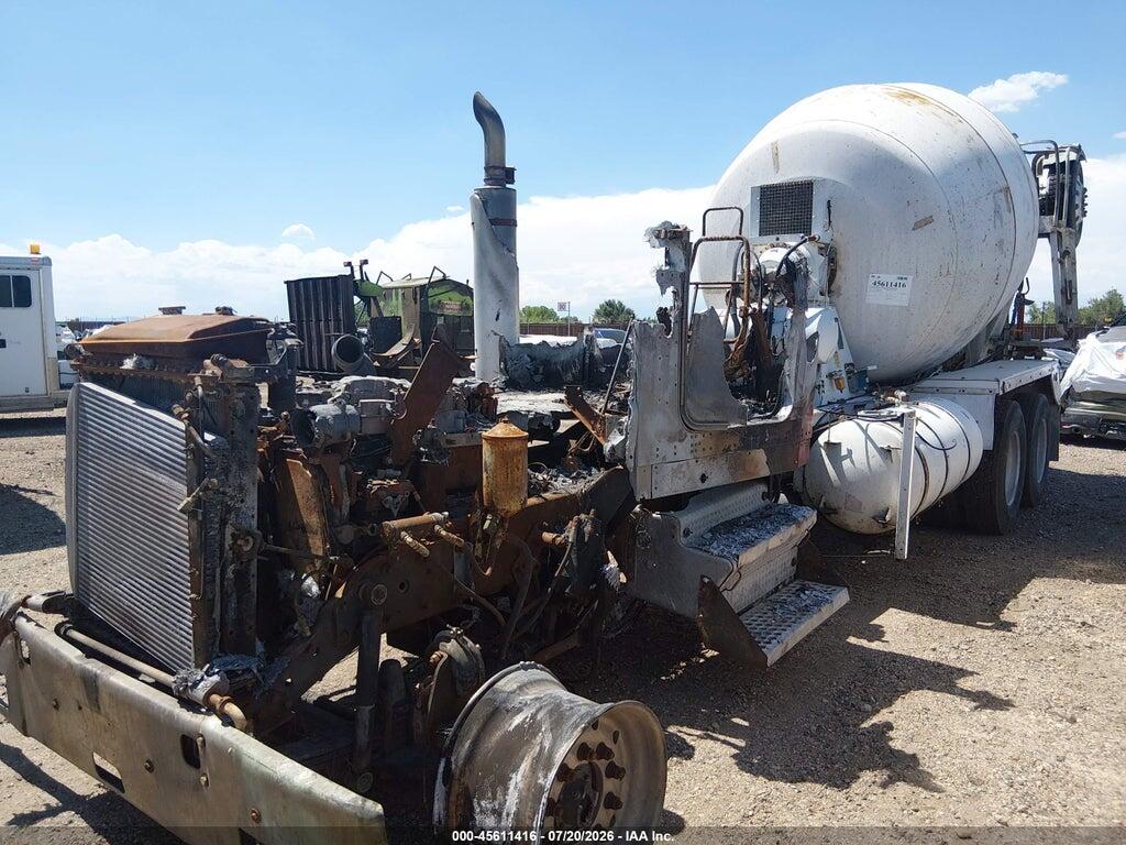 1NKWLTEX24J057419 2004 KENWORTH CONSTRUCTION photo no. 1