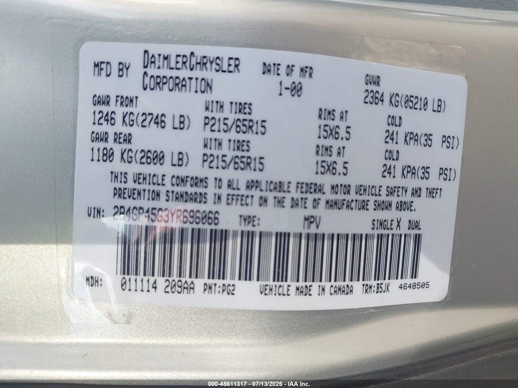 2B4GP45G3YR696066 2000 DODGE CARAVAN photo no. 9