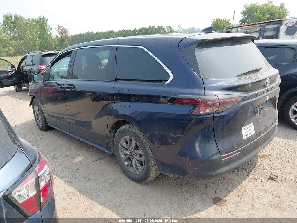 5TDKRKEC3RS190724 2024 TOYOTA SIENNA photo no. 3
