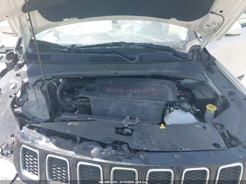 3C4NJDCB0JT401799 2018 JEEP COMPASS photo no. 10