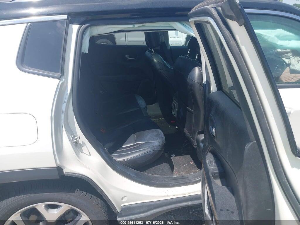 3C4NJDCB0JT401799 2018 JEEP COMPASS photo no. 8