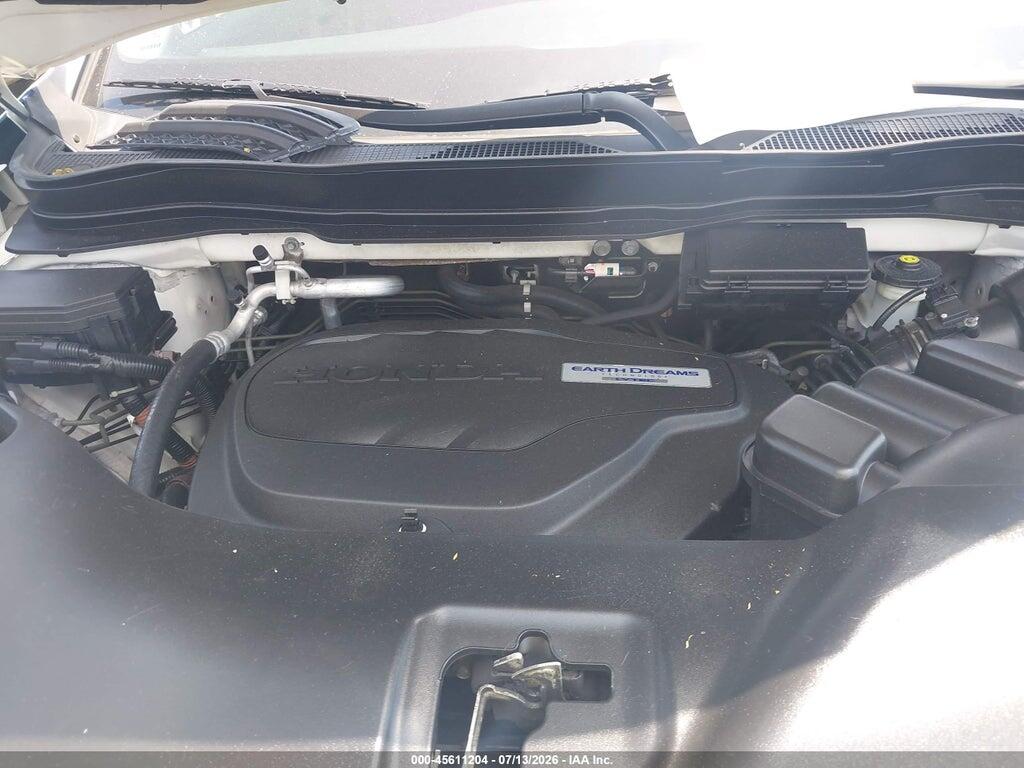 5FNYF6H72JB063318 2018 HONDA PILOT photo no. 10