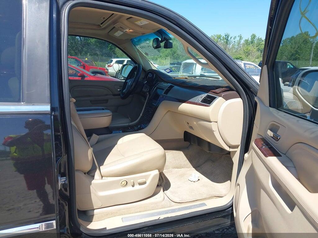1GYS4CEF9BR387653 2011 CADILLAC ESCALADE photo no. 5
