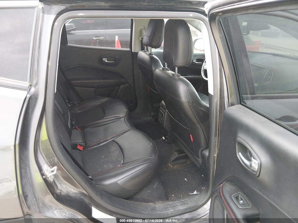 3C4NJDDB3KT759964 2019 JEEP COMPASS photo no. 8