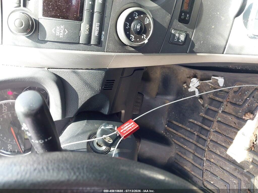 2T1BU4EE3BC589417 2011 TOYOTA COROLLA photo no. 11