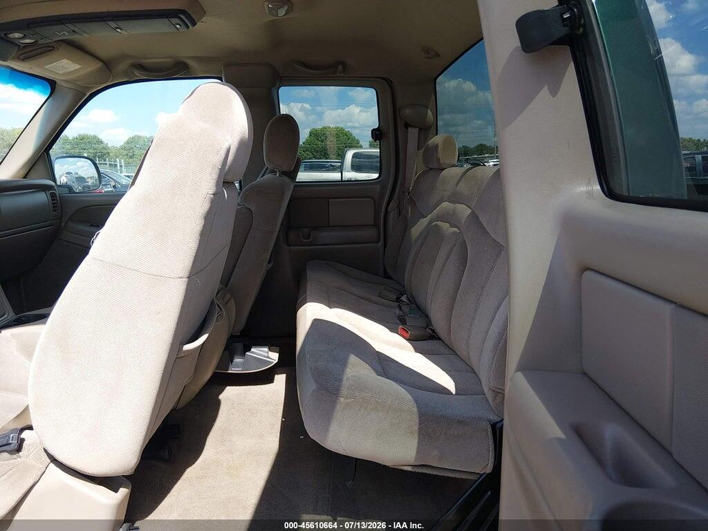 2GTEC19T121166003 2002 GMC SIERRA 1500 photo no. 8