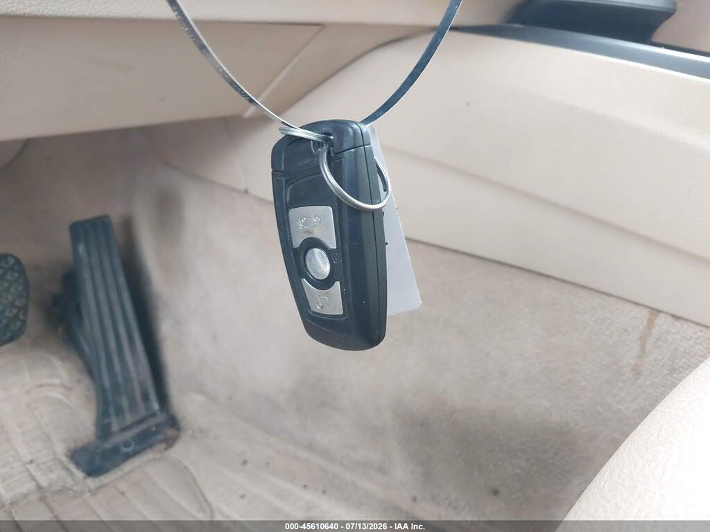 WBA3A5G55DNP23759 2013 BMW 328I photo no. 11
