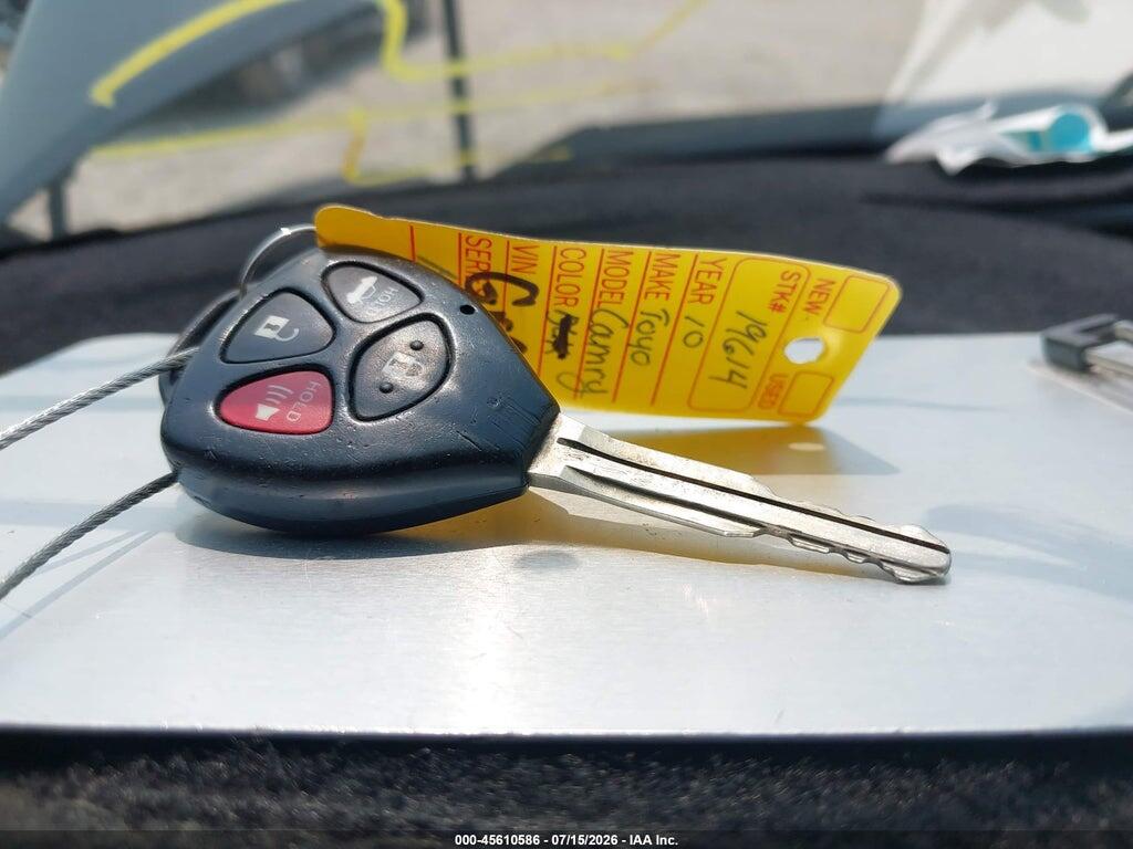 4T1BF3EK2AU580036 2010 TOYOTA CAMRY photo no. 11