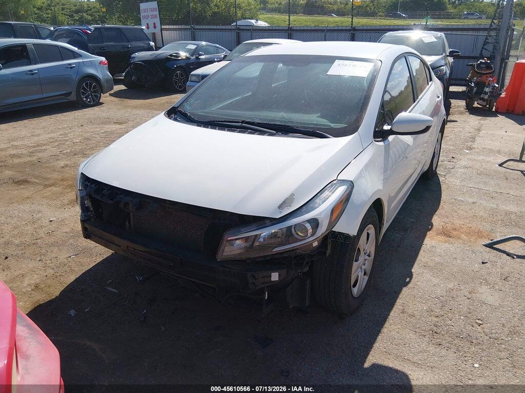 3KPFK4A72HE143669 2017 KIA FORTE photo no. 2