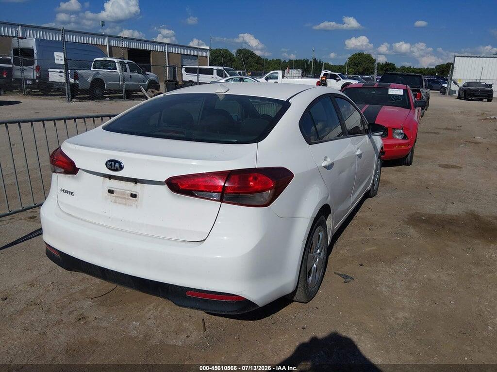 3KPFK4A72HE143669 2017 KIA FORTE photo no. 4