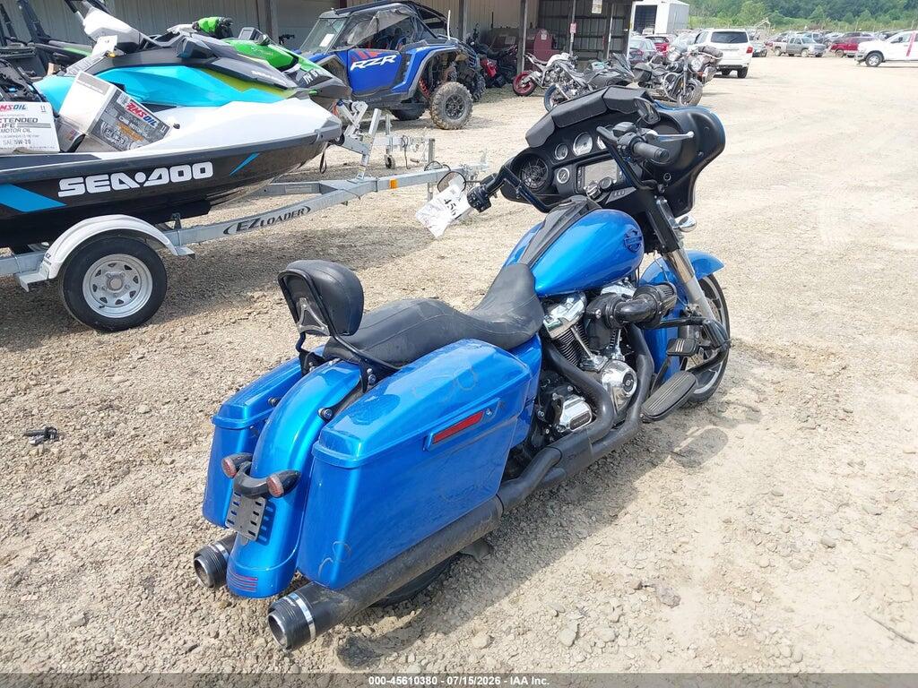 1HD1KBC12JB660138 2018 HARLEY-DAVIDSON FLHX photo no. 4