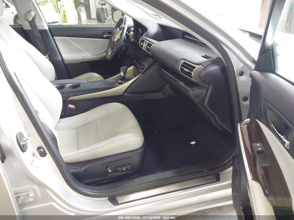JTHCF1D27E5009266 2014 LEXUS IS 250 photo no. 5