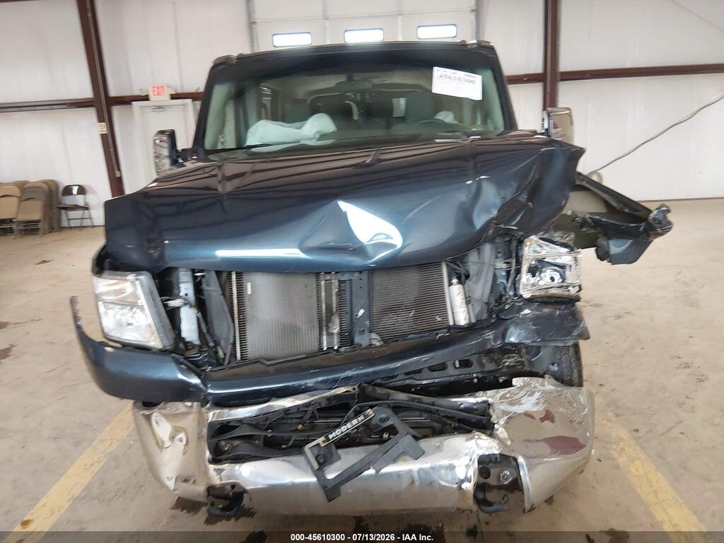 5BZAF0AA9FN852675 2015 NISSAN NV PASSENGER NV3500 HD photo no. 12