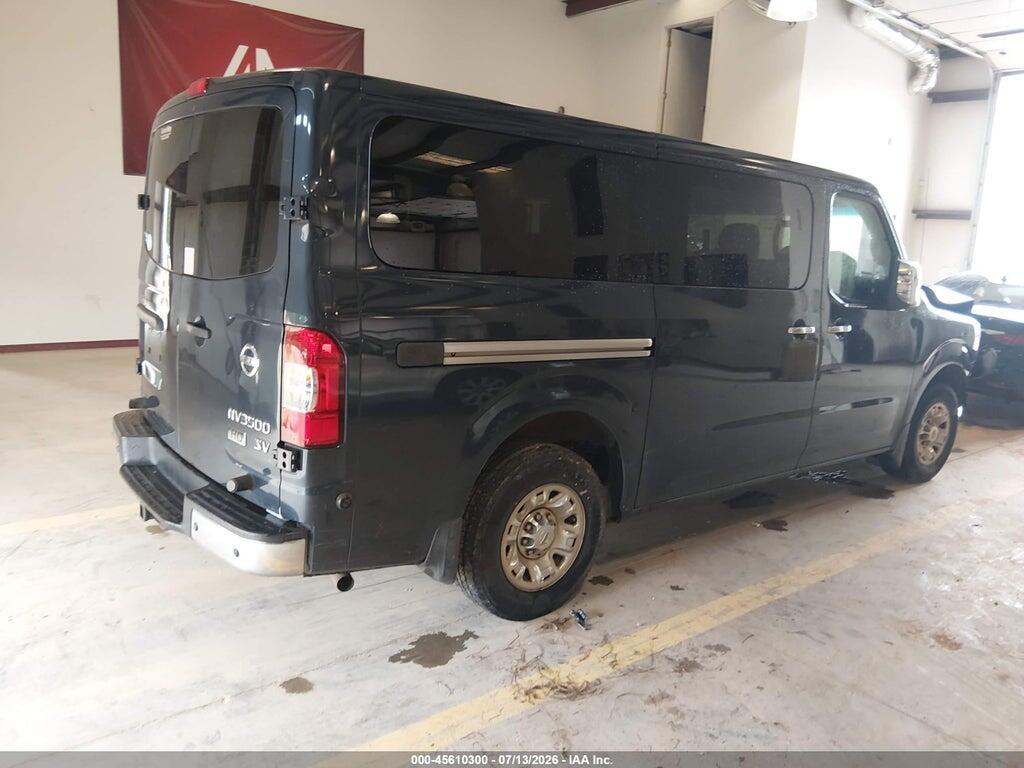 5BZAF0AA9FN852675 2015 NISSAN NV PASSENGER NV3500 HD photo no. 4