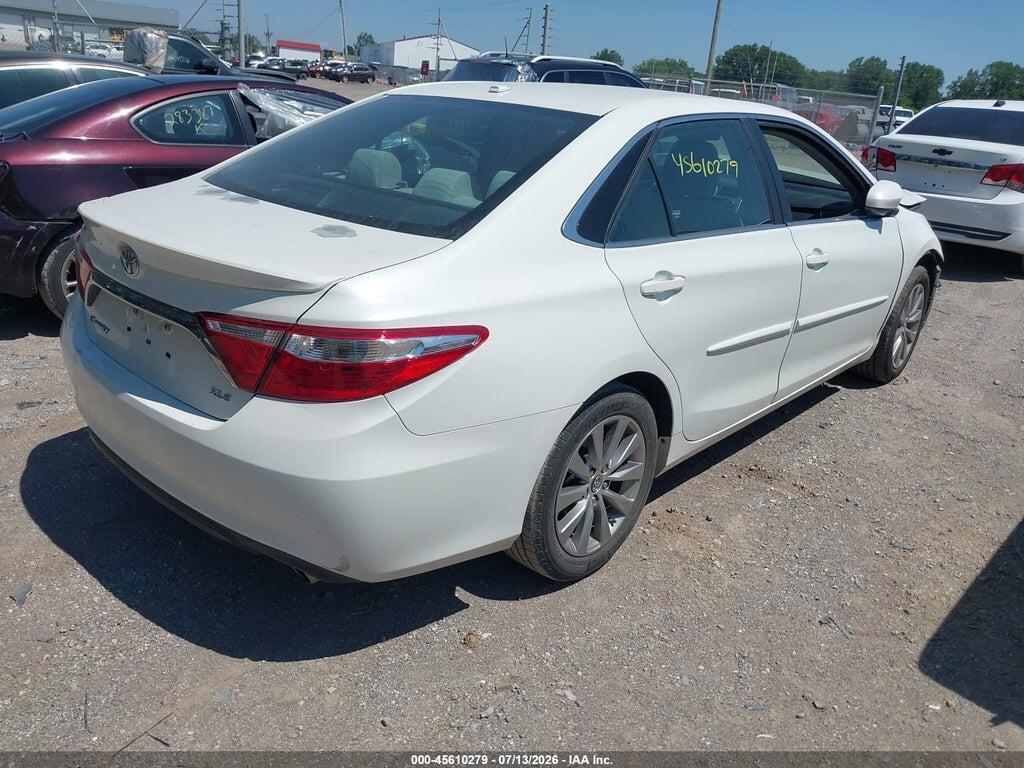 4T1BF1FK4HU345439 2017 TOYOTA CAMRY photo no. 4