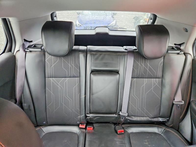 KL7CJLSB5JB658538 2018 CHEVROLET TRAX photo no. 10