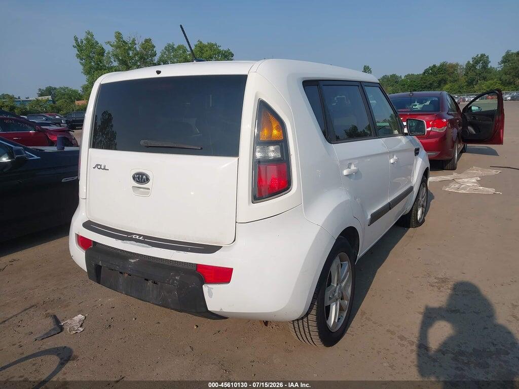KNDJT2A24B7717485 2011 KIA SOUL photo no. 4
