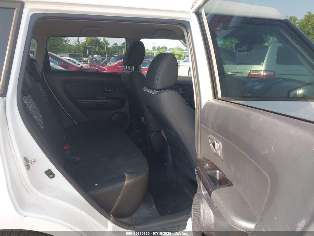 KNDJT2A24B7717485 2011 KIA SOUL photo no. 8