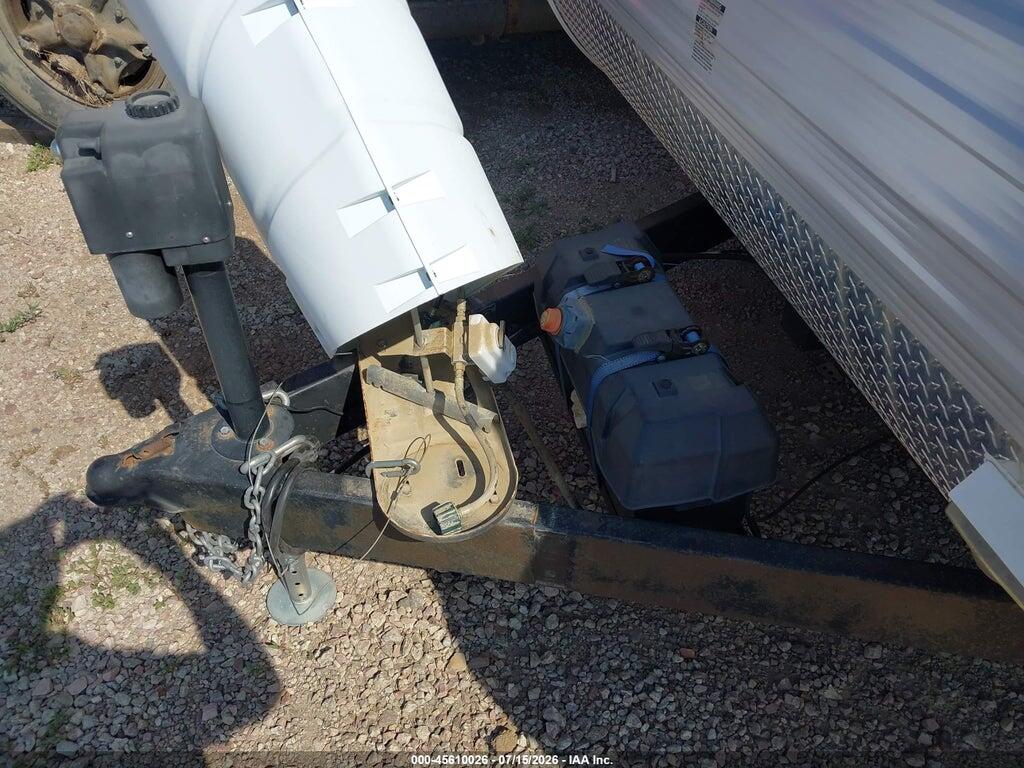1UJBJ0BM3E18E0325 2014 JAYCO JAYFL184BH photo no. 10